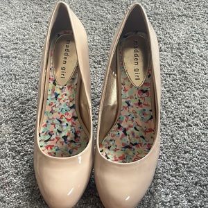 Women’s shoes, pumps , heels